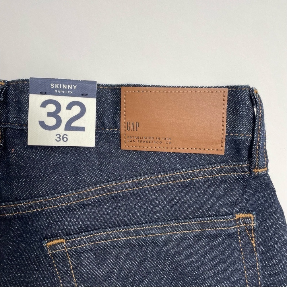 NWT GAP “GapFlex” skinny jeans in dark wash - Picture 9 of 9